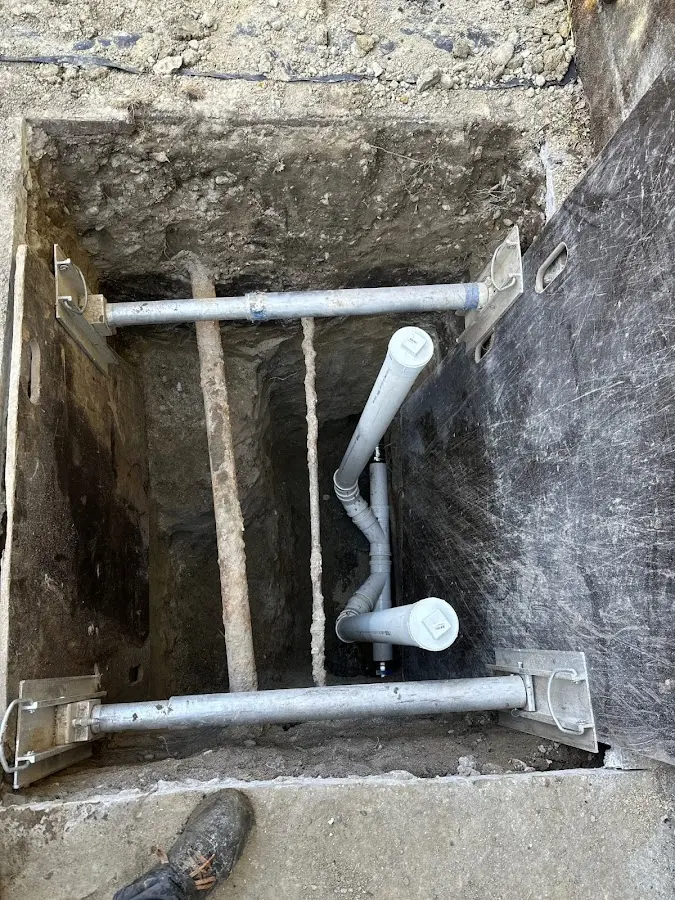 Experienced plumber completing Gas Line Repair work in Vernon Hills